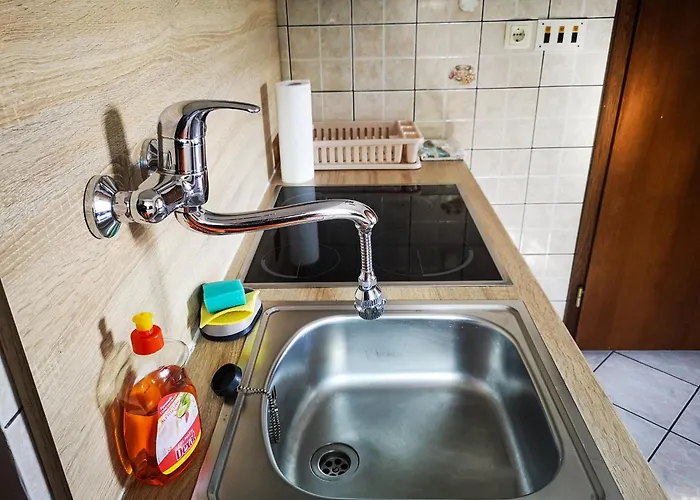 Apartma Marana 아파트 이졸라